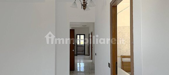 3 bedrooms Apartment in Rome, Italy No. 305402 7