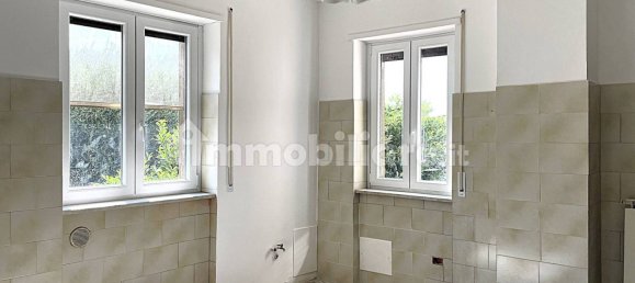 3 bedrooms Apartment in Rome, Italy No. 305402 12