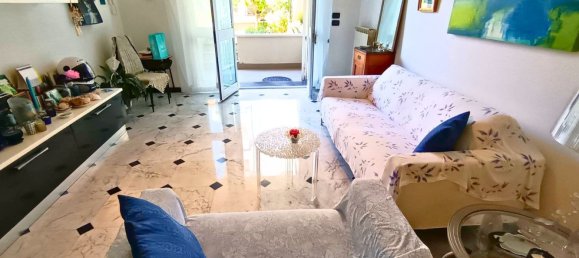3 rooms Apartment in Genoa, Italy No. 278107 3