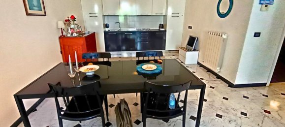 3 rooms Apartment in Genoa, Italy No. 278107 8