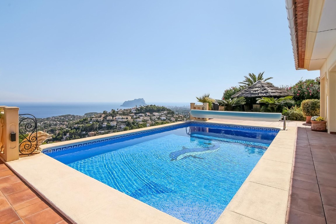4 bedrooms Villa in Moraira, Spain No. 178301