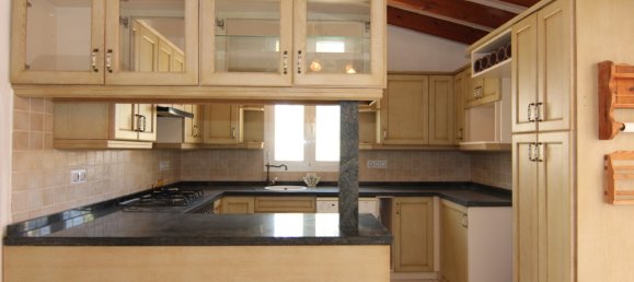 4 bedrooms Villa in Moraira, Spain No. 178301 2