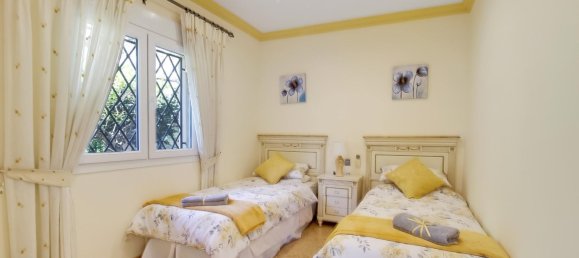 4 bedrooms Villa in Moraira, Spain No. 178301 8