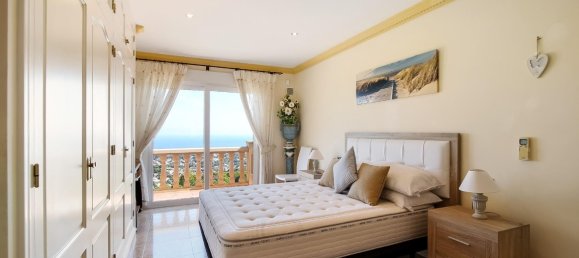 4 bedrooms Villa in Moraira, Spain No. 178301 11