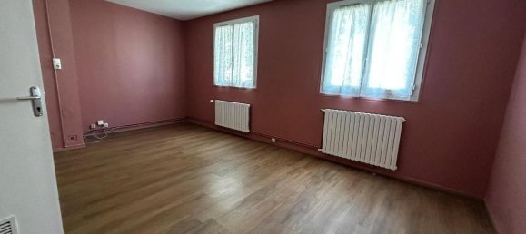 Квартира с 3 комнатами в Ангулем, Франция № 340593 3