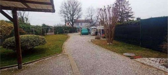 Casa de 7 habitaciónes en Vedelago, Italy No. 298953 5