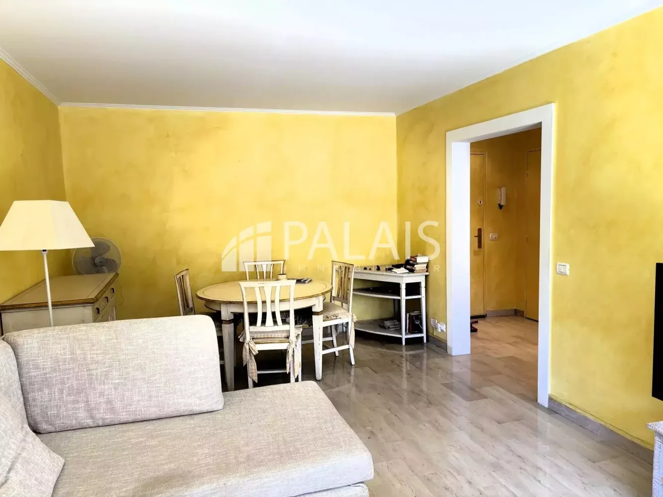 2 rooms Apartment in Nice, France No. 335840