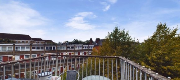 2 bedrooms Apartment in London, United Kingdom No. 13474 4