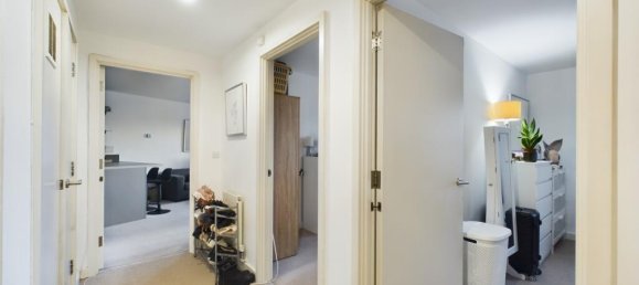 2 bedrooms Apartment in London, United Kingdom No. 13474 6