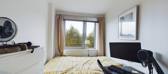 2 bedrooms Apartment in London, United Kingdom No. 13474 8