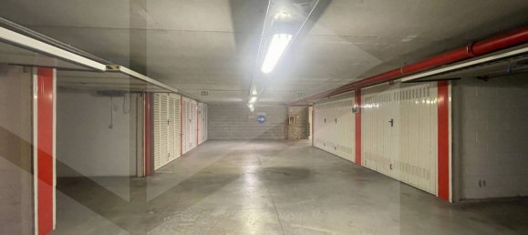 Garaje de 1 habitación en Milan, Italy No. 241277 2