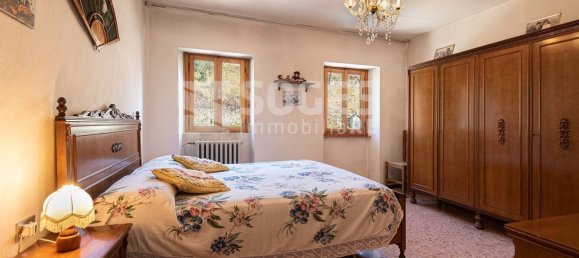 Apartamento de 5 habitaciónes en Arezzo, Italy No. 79485 33