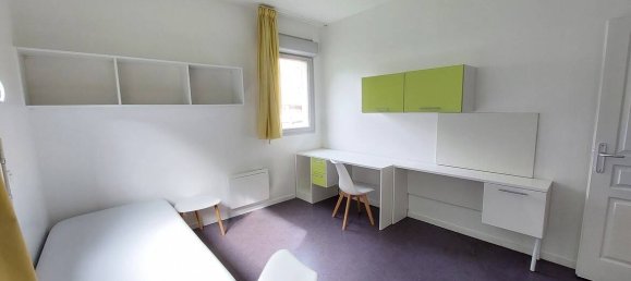 Estudio en Valenciennes, France No. 81739 2