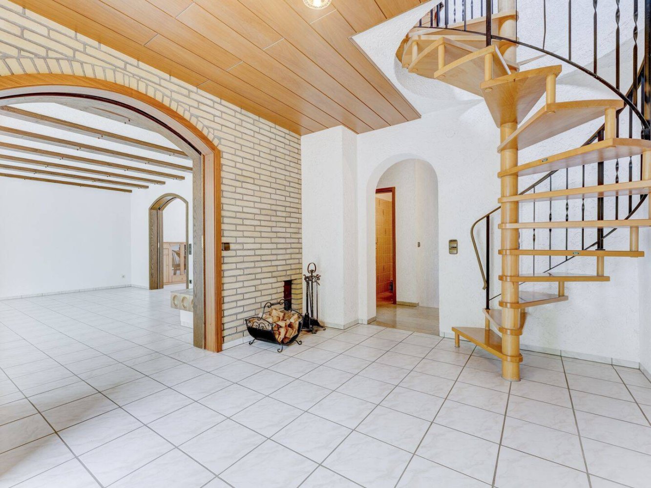 Casa de 7 divisões em Lorrach, Germany N.º 292366