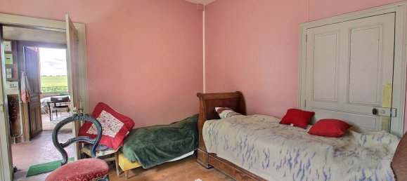4 Schlafzimmer Grundstück in Yonne, France, Nr. 303197 10