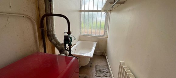 4 Schlafzimmer Grundstück in Yonne, France, Nr. 303197 16