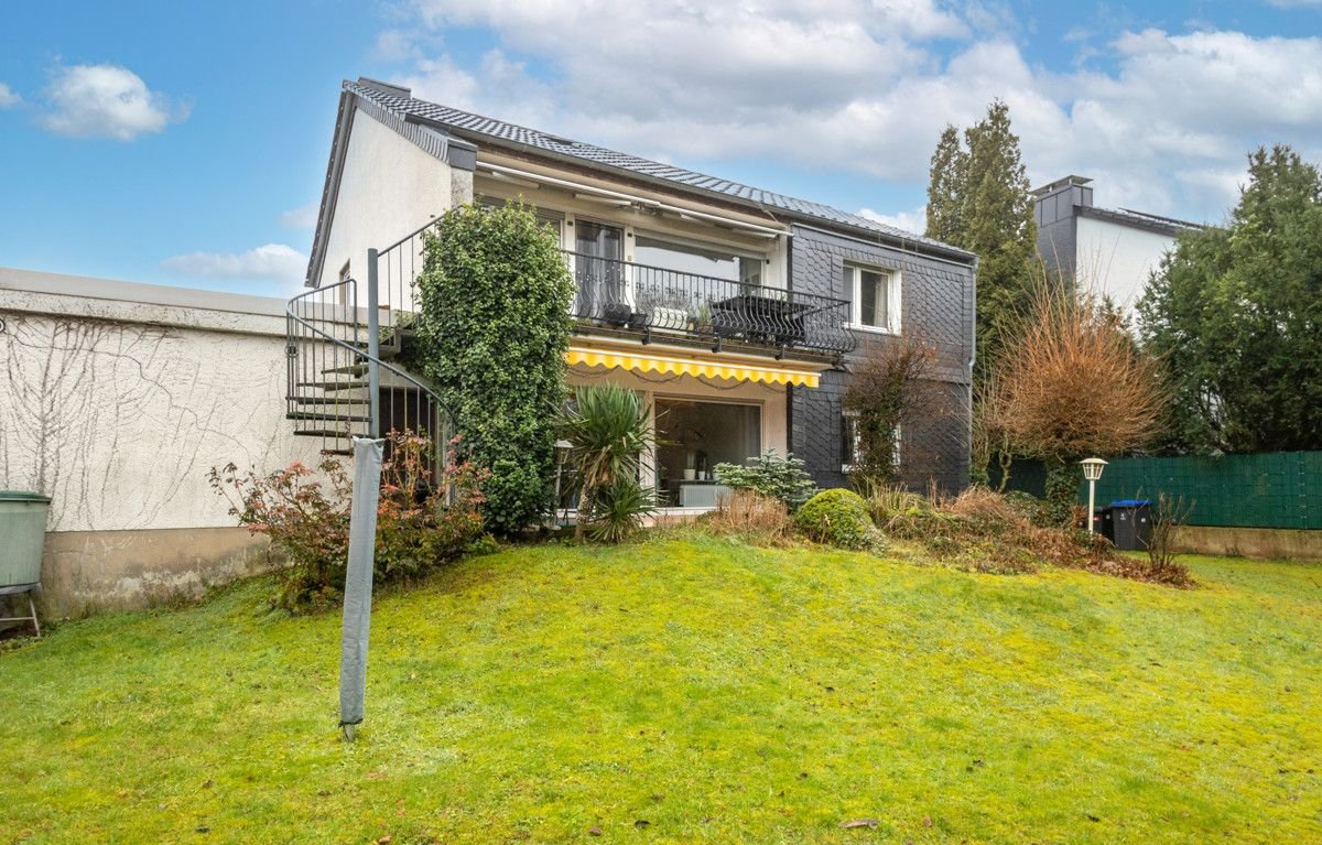 6-salle Maison à Bergisch Gladbach, Germany No. 15622