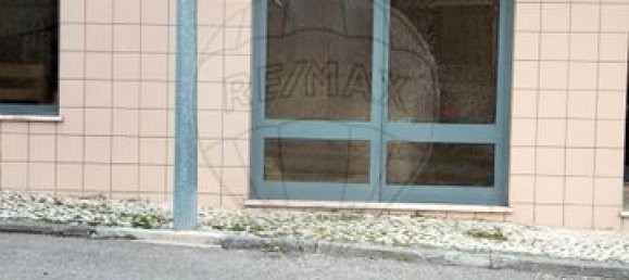 378m² Warehouse in Oliveira de Azemeis, Portugal No. 52673 7