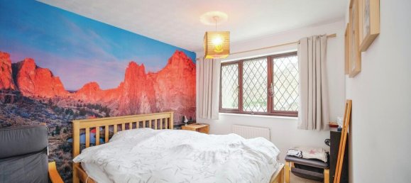 4 bedrooms House in Farnborough, United Kingdom No. 10523 8