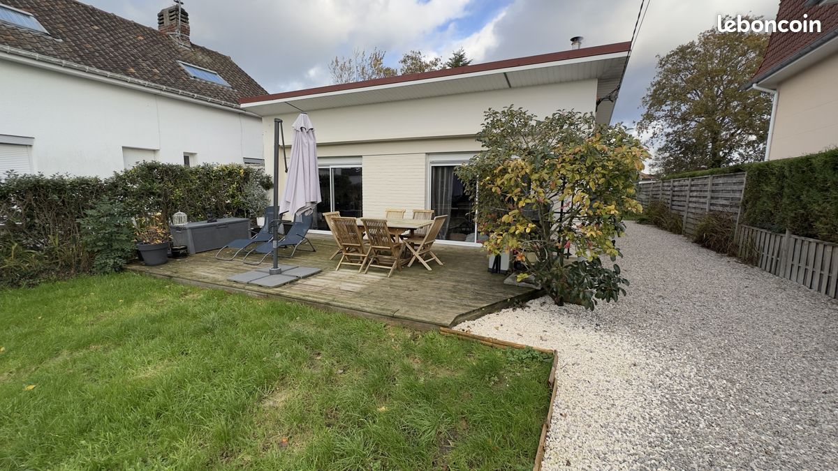 3 bedrooms Villa in Cucq, France No. 153439