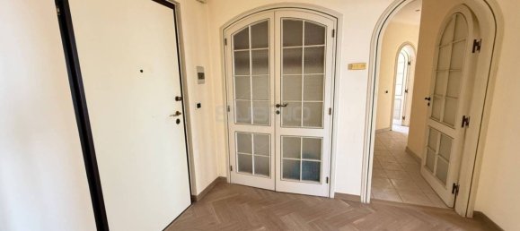 6 bedrooms Penthouse in Syracuse, Italy No. 286098 2