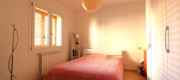 Квартира с 3 комнатами в Тортоли, Италия № 152232 3