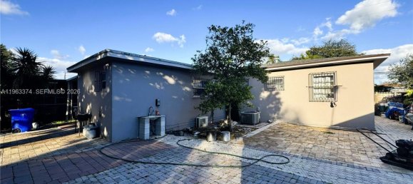 4 chambres villa à vendre à Miami, Miami-Dade, Florida, USA № 615655 8