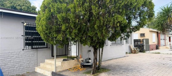 4 chambres villa à vendre à Miami, Miami-Dade, Florida, USA № 615655 2