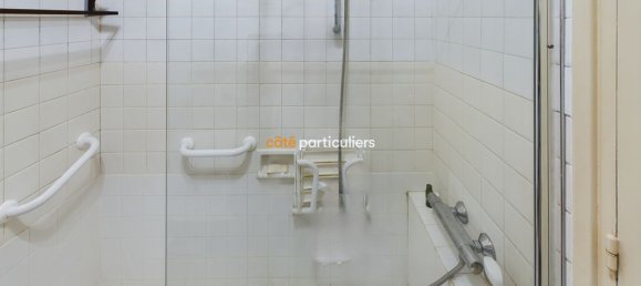 3 bedrooms Apartment in Clamart, France No. 173627 11