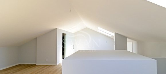 3 chambres Duplex à Cascais, Portugal No. 130010 13