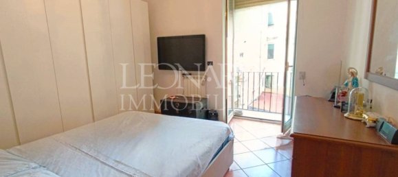 3 bedrooms Apartment in Naples, Italy No. 328867 7