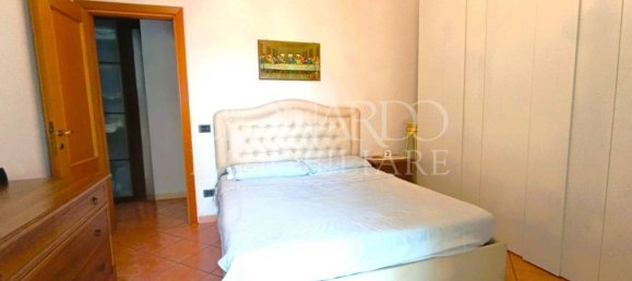 3 bedrooms Apartment in Naples, Italy No. 328867 8