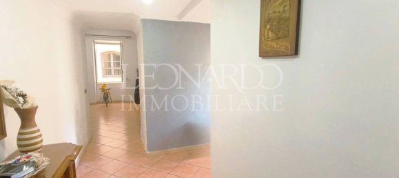 3 bedrooms Apartment in Naples, Italy No. 328867 11
