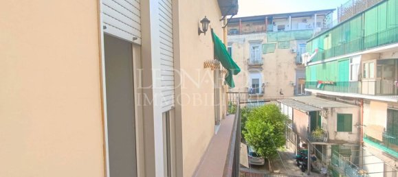 3 bedrooms Apartment in Naples, Italy No. 328867 10