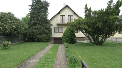 Casa de 4 habitaciónes en Zistersdorf, Austria No. 191429