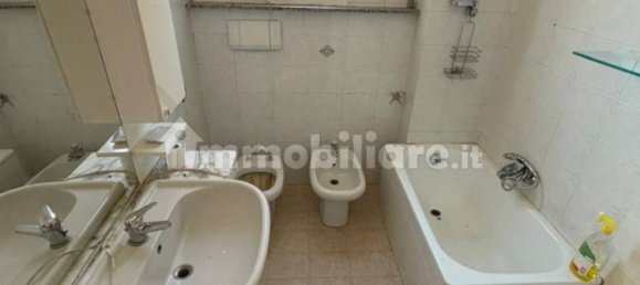 215m² Commercial property in Venaria Reale, Italy No. 276435 2