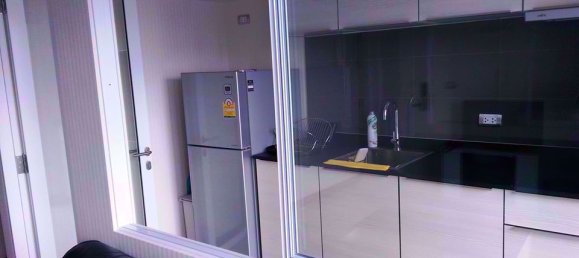 Apartamento com 1 quarto em condomínio em Khlong Toei, Thailand N.º 10247 4