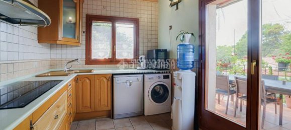 3 Schlafzimmer Haus in Rubi, Spain, Nr. 184000 10