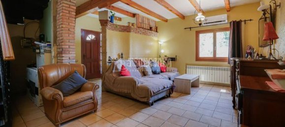 3 Schlafzimmer Haus in Rubi, Spain, Nr. 184000 3