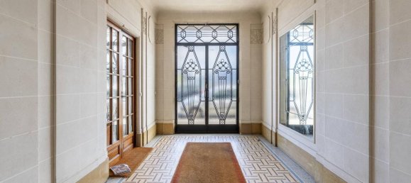 2 bedrooms Apartment in Paris, France No. 165761 19