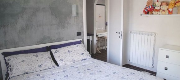 Квартира с 2 комнатами в Капраника, Италия № 71018 5