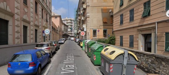 3 rooms Apartment in Genoa, Italy No. 187020 3