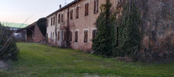 5-Zimmer Haus in Piacenza d'Adige, Italy, Nr. 198895 2
