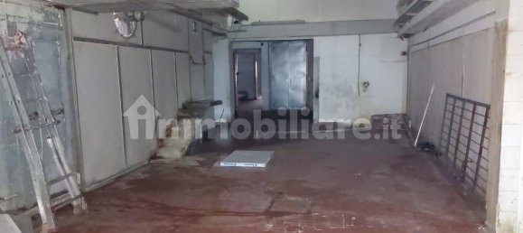 2966m² Warehouse in Collecchio, Italy No. 317783 2