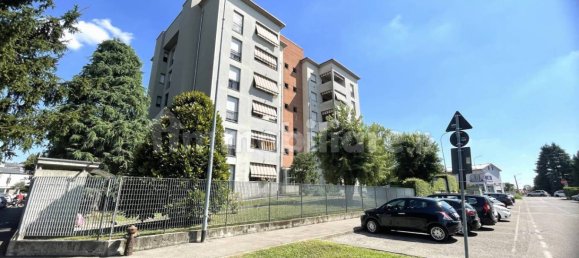 2 chambres Appartement à Gerenzano, Italy No. 380034 20