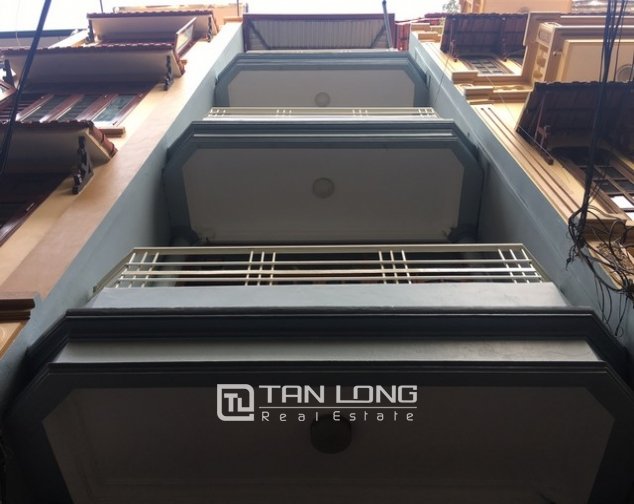 Дом с 5 спальнями в Бадинь, Вьетнам № 2203