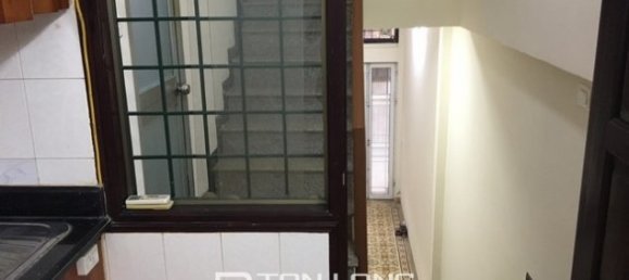 Дом с 5 спальнями в Бадинь, Вьетнам № 2203 4