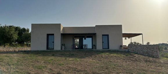 Villa de 2 habitaciónes en Noto, Italy No. 281221 5