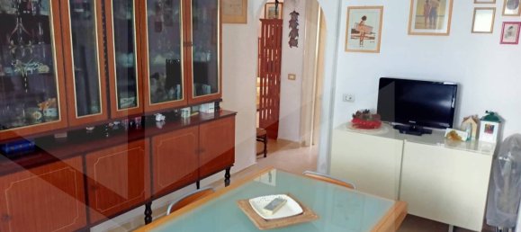 2-salle Appartement à Rome, Italy No. 34080 21