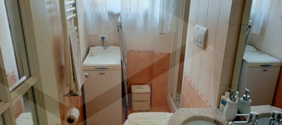 2-salle Appartement à Rome, Italy No. 34080 15